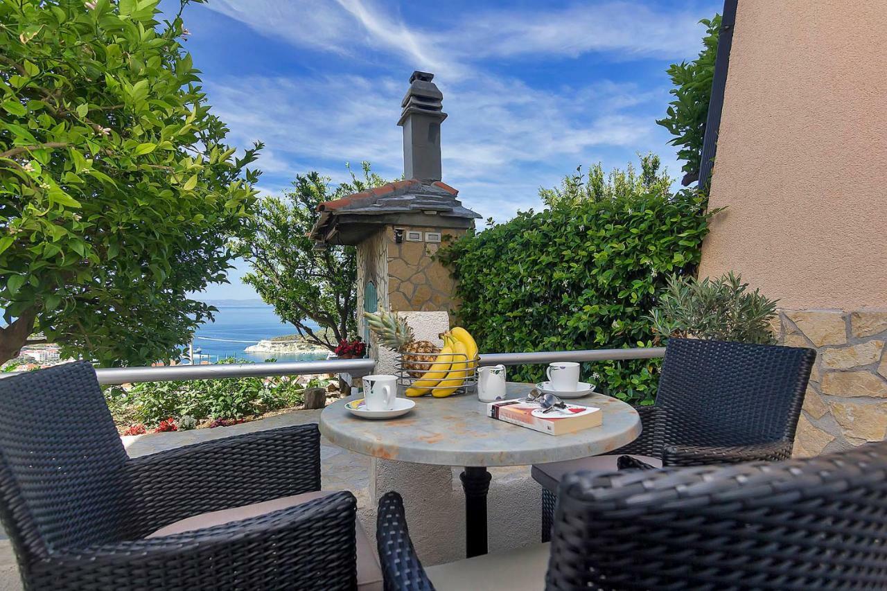 Villa Sukara Makarska Eksteriør billede